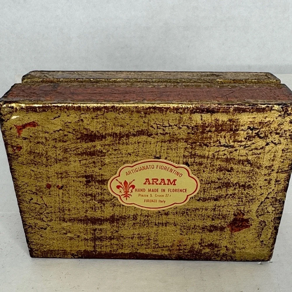 Vintage Florentine Italian Hand Painted Gold Gilt Velvet Lined Wood Trinket Box